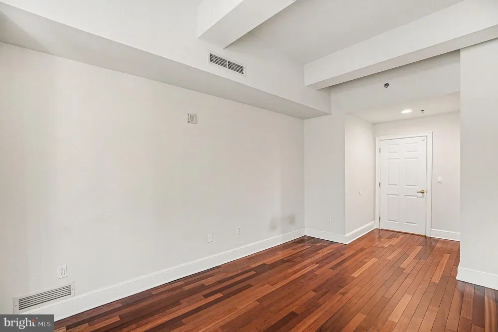 1500 CHESTNUT STREET #8C Philadelphia, PA 19102