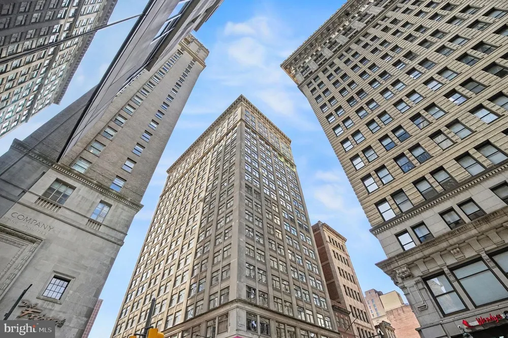 1500 CHESTNUT STREET #8C Philadelphia, PA 19102