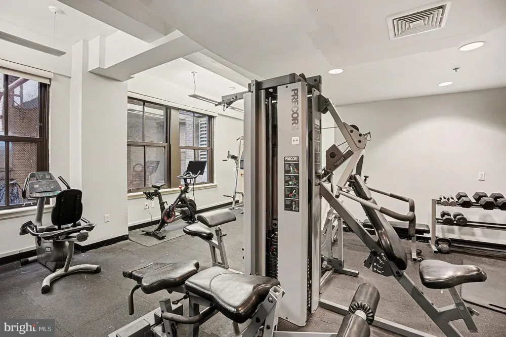 1500 CHESTNUT STREET #8C Philadelphia, PA 19102