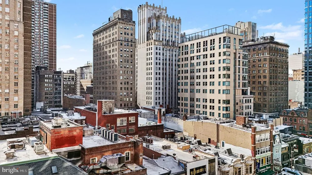 1500 CHESTNUT STREET #8C Philadelphia, PA 19102