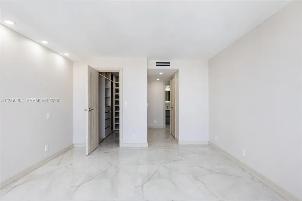 2401 S Ocean Dr #PH-A4 Hollywood, FL 33019