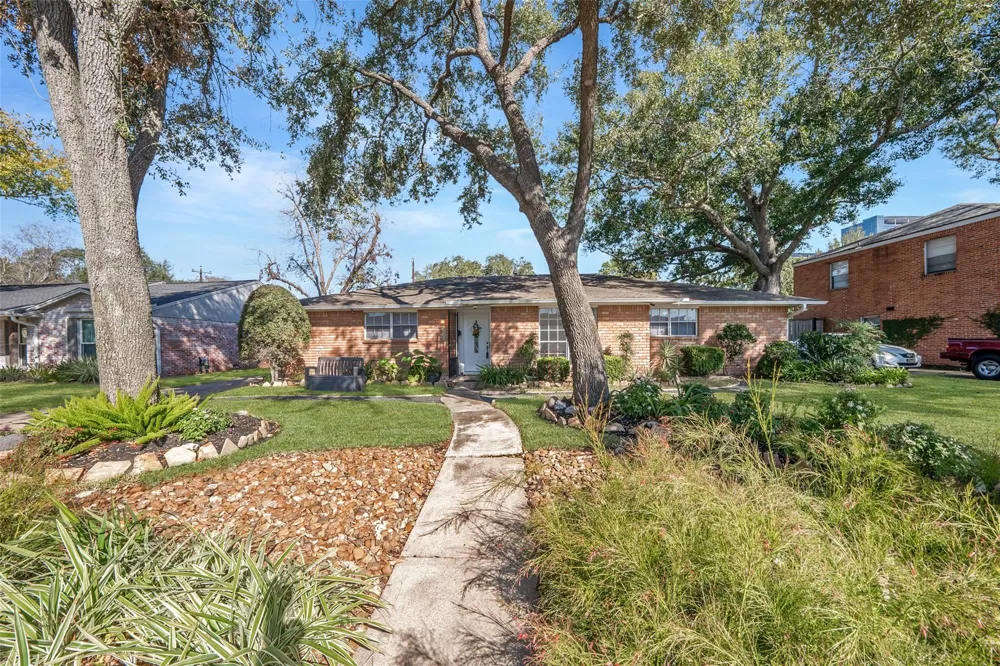 10618 Wickersham Lane