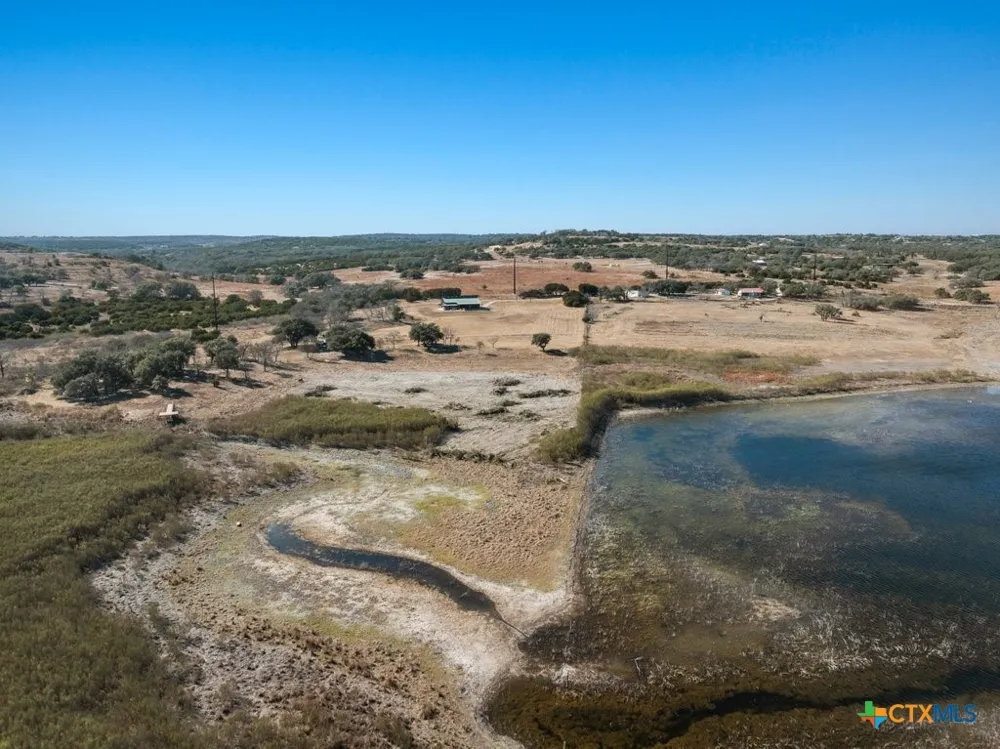 3259 Schumann Road Stonewall, TX 78671