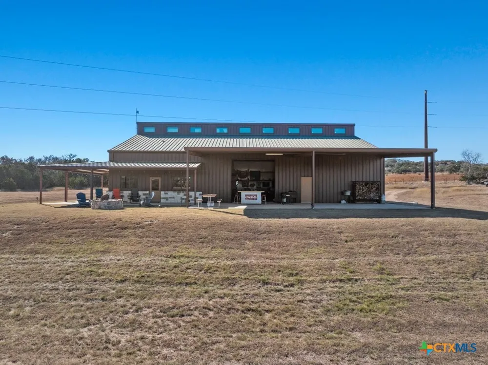 3259 Schumann Road Stonewall, TX 78671
