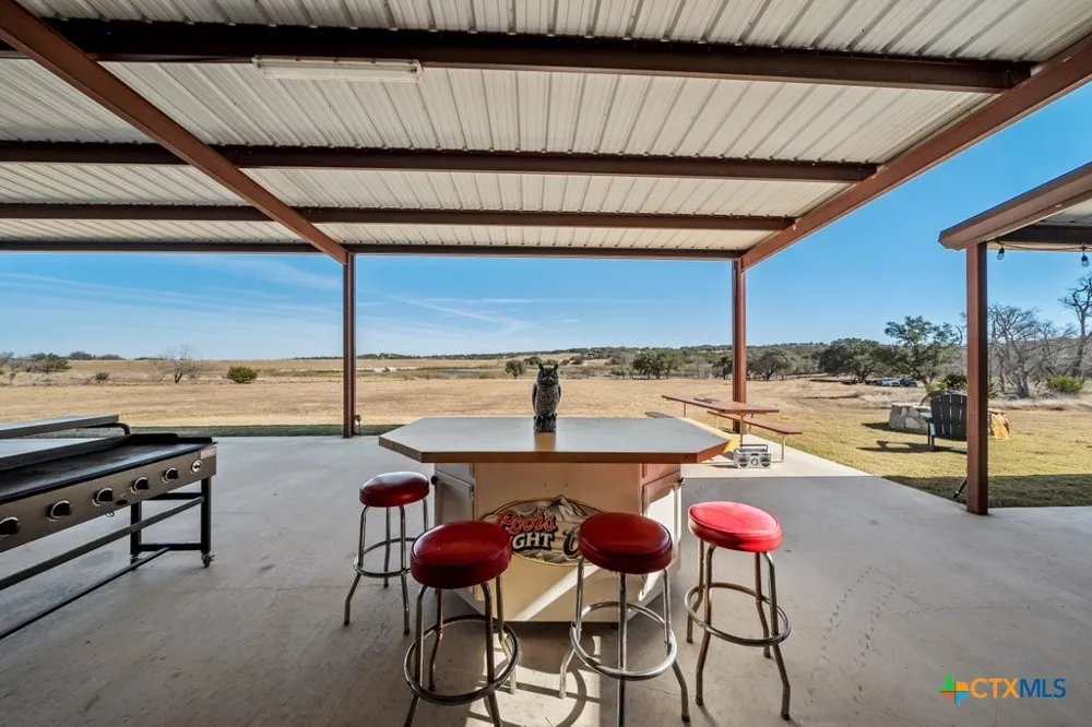 3259 Schumann Road Stonewall, TX 78671