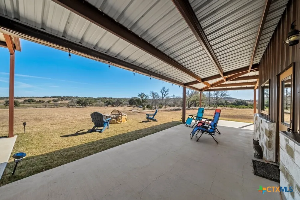 3259 Schumann Road Stonewall, TX 78671