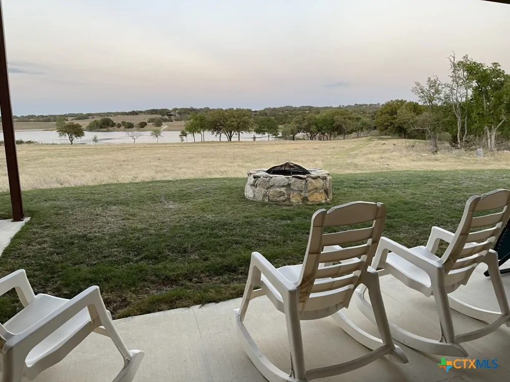 3259 Schumann Road Stonewall, TX 78671