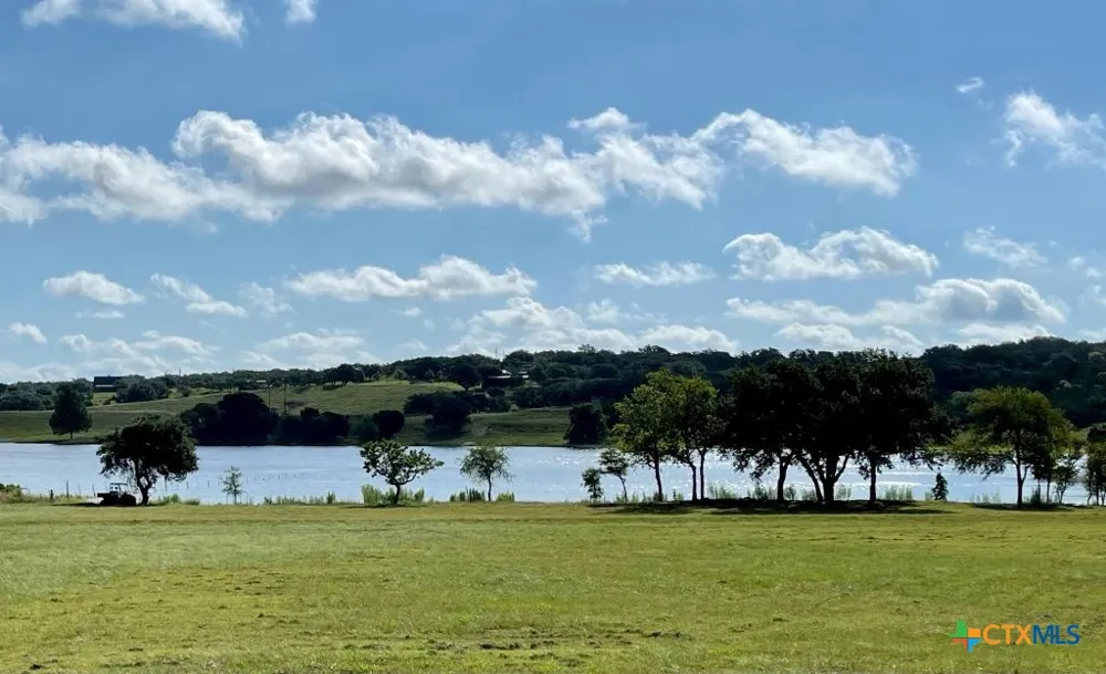3259 Schumann Road Stonewall, TX 78671