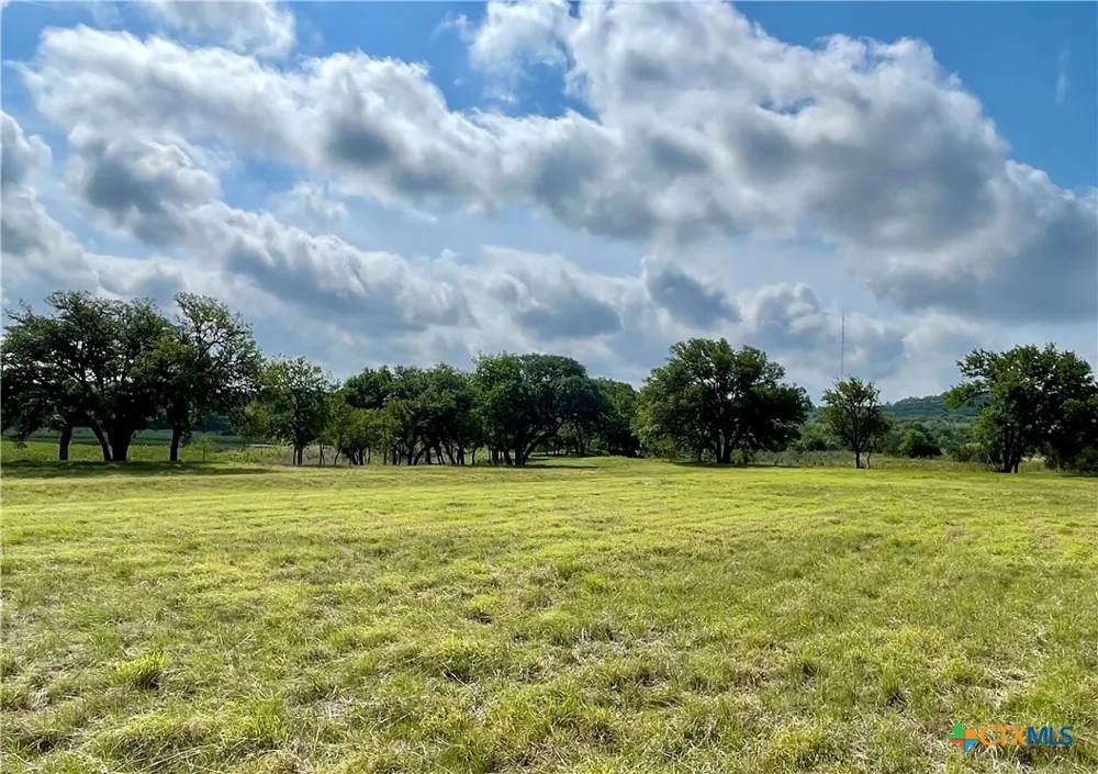 3259 Schumann Road Stonewall, TX 78671