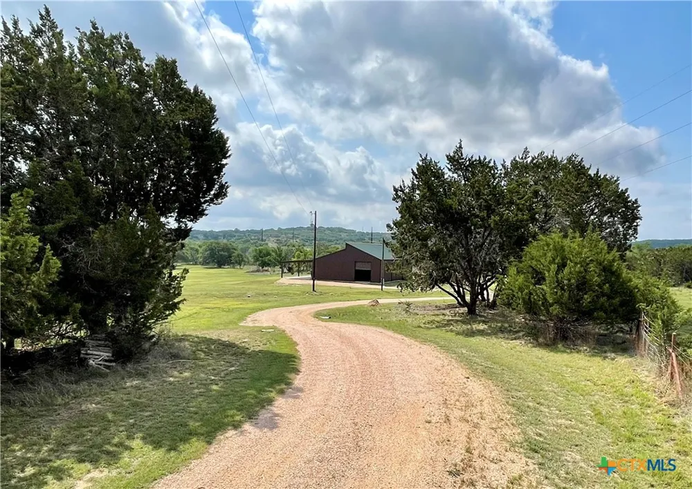 3259 Schumann Road Stonewall, TX 78671