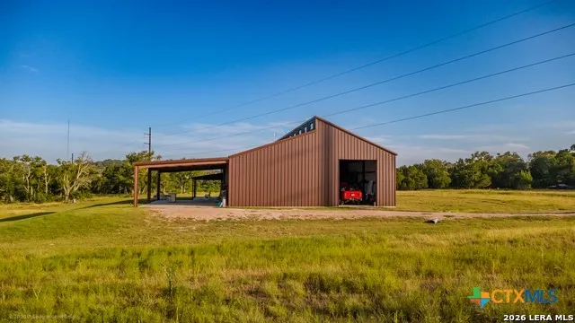 3259 Schumann Road Stonewall, TX 78671