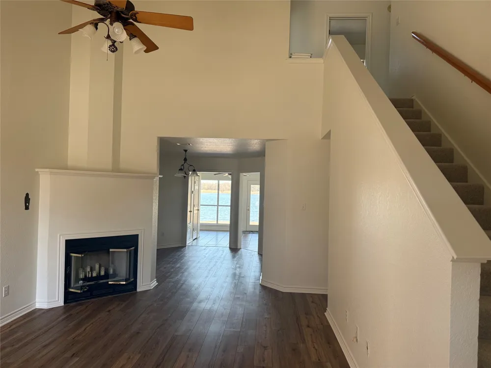 1451 Lakeside Trail Whitney, TX 76692