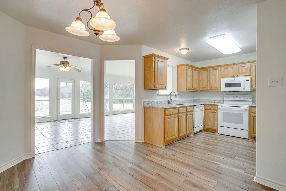 1451 Lakeside Trail Whitney, TX 76692