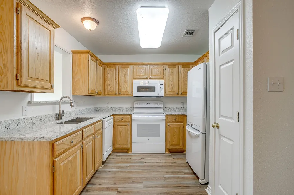 1451 Lakeside Trail Whitney, TX 76692