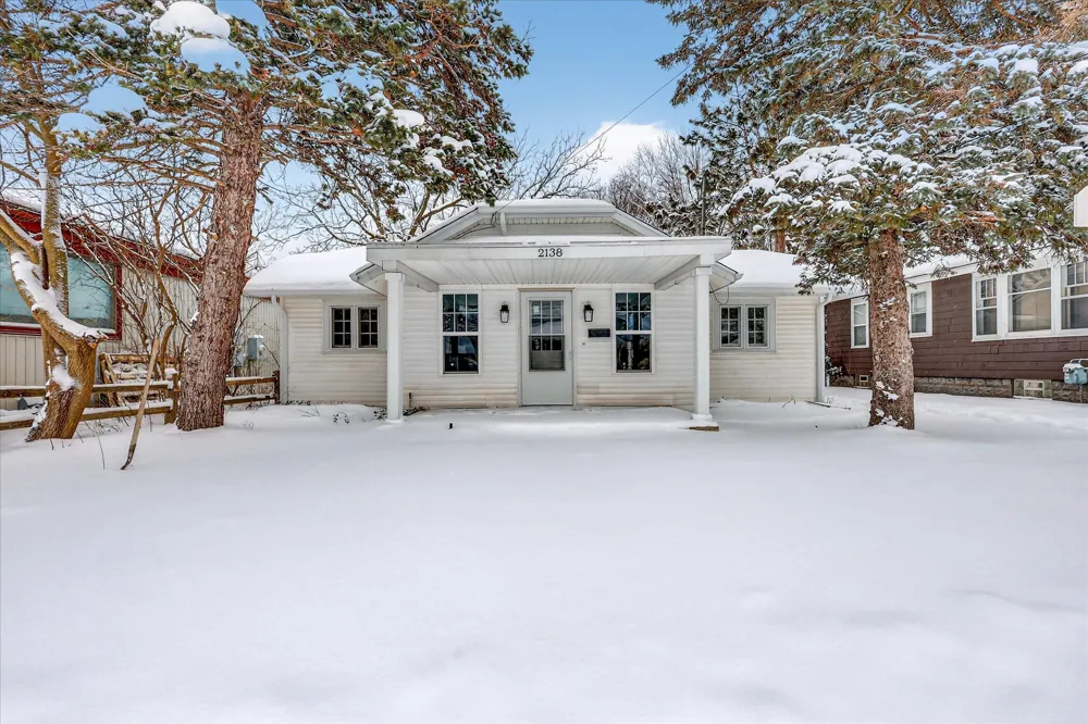 2138 Edgewood Avenue NE