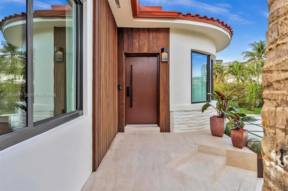 9448 Abbott Ave Surfside, FL 33154