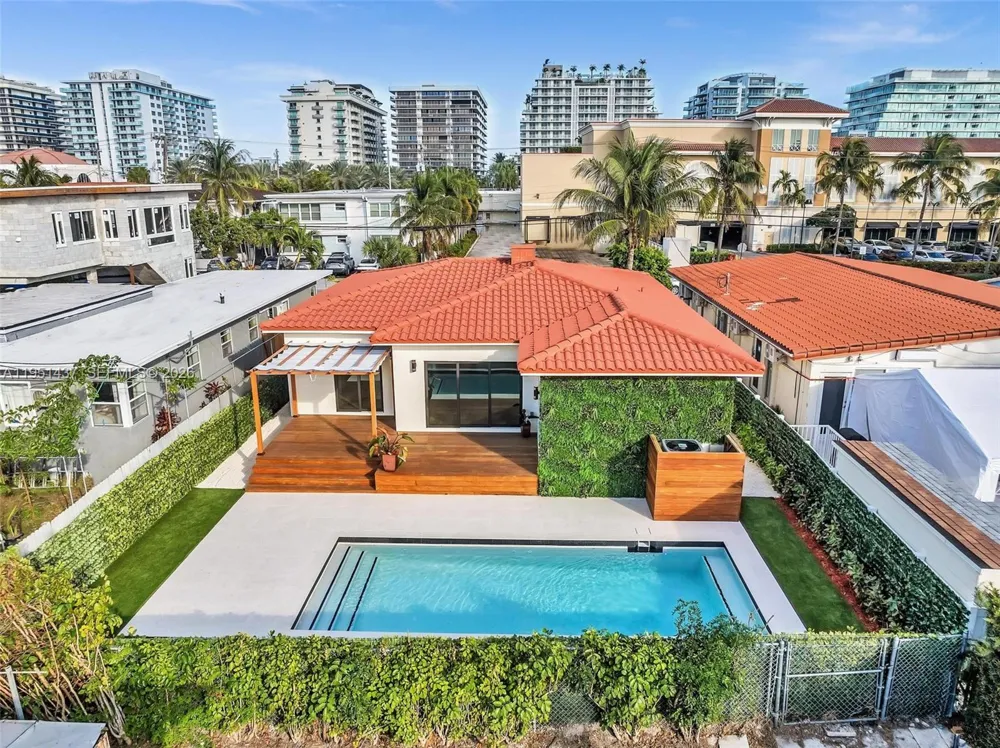9448 Abbott Ave Surfside, FL 33154