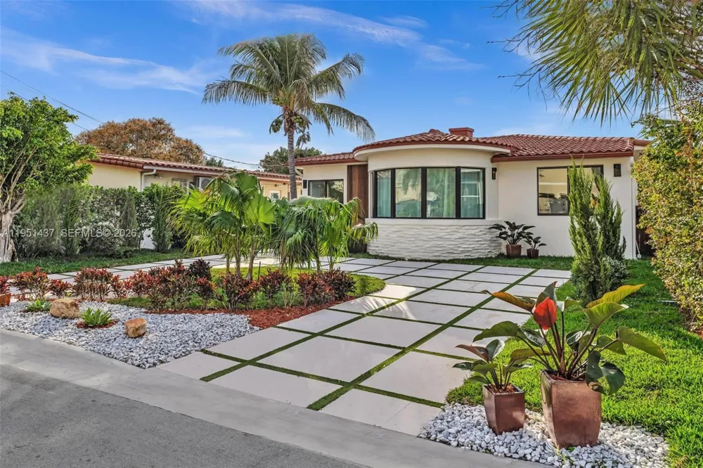 9448 Abbott Ave Surfside, FL 33154