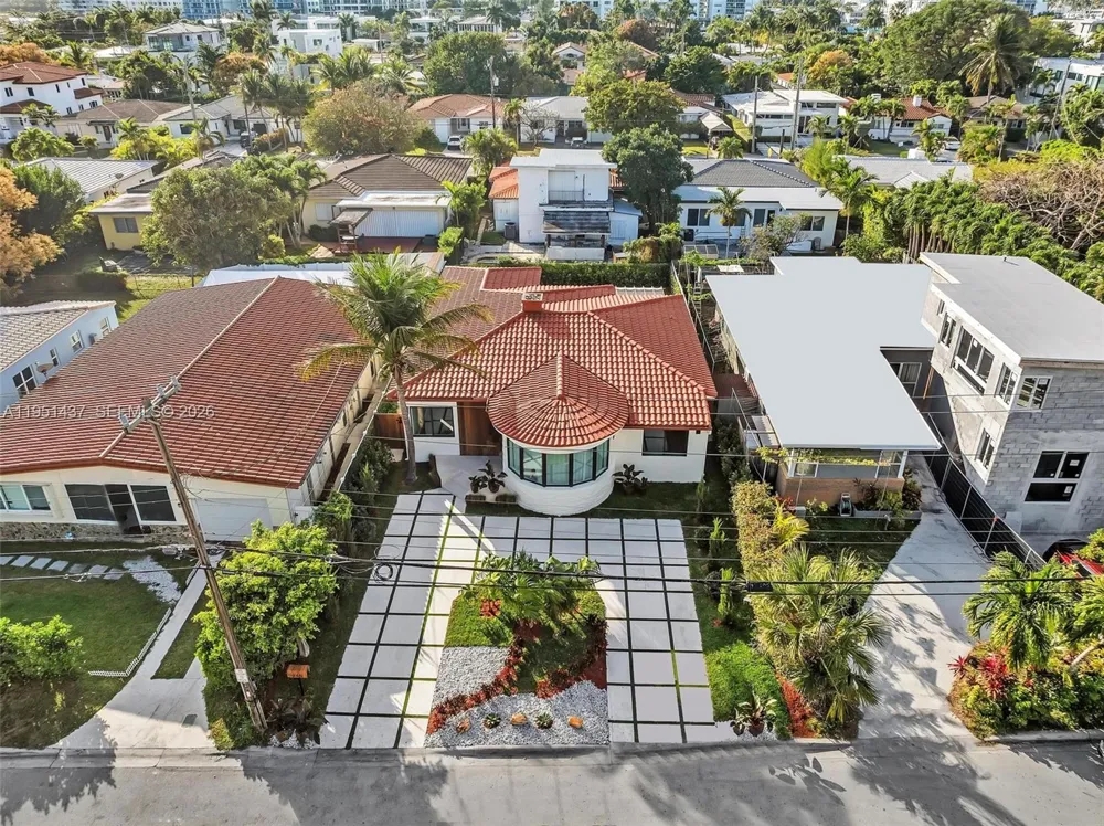 9448 Abbott Ave Surfside, FL 33154