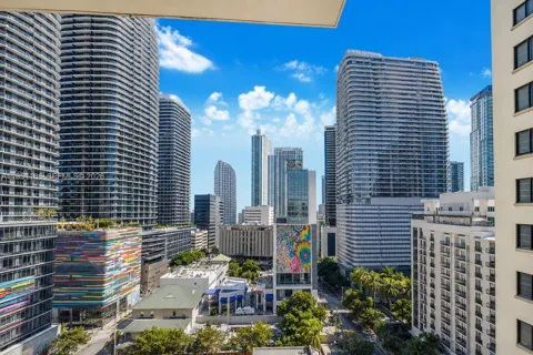 999 SW 1st Ave #1208