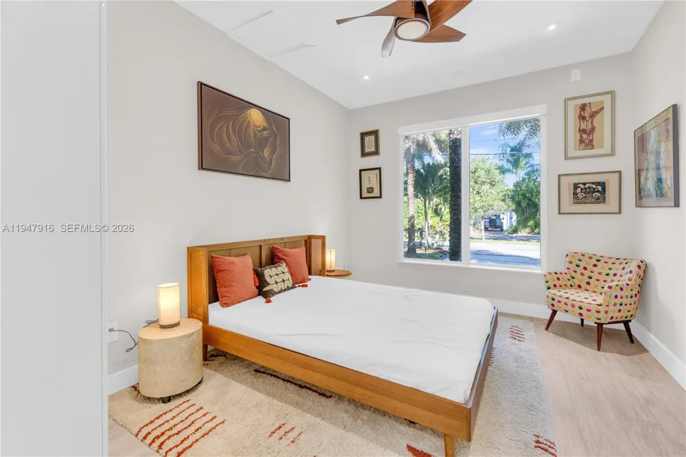 760 NE 115th St Biscayne Park, FL 33161