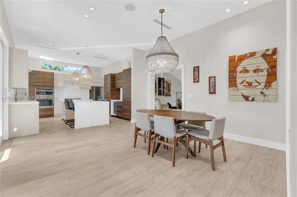 760 NE 115th St Biscayne Park, FL 33161