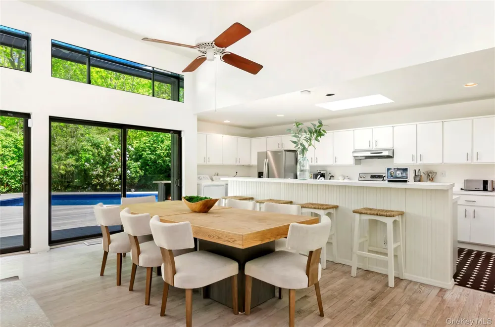 24 Quarter Road Westhampton, NY 11977