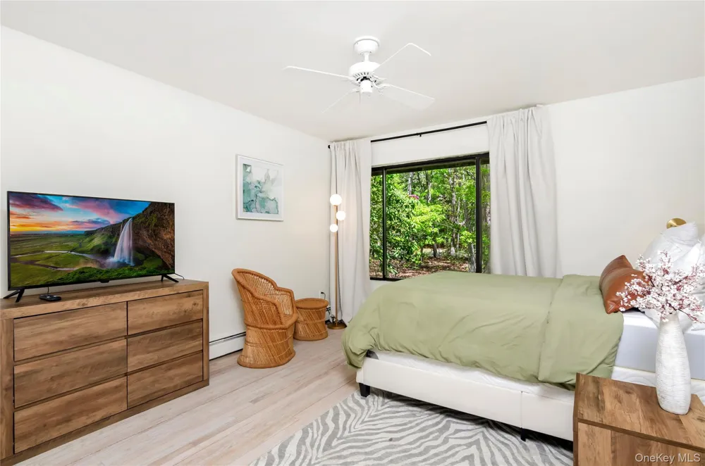 24 Quarter Road Westhampton, NY 11977