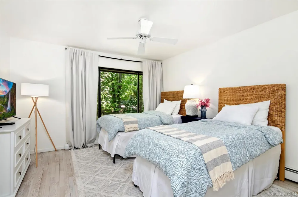 24 Quarter Road Westhampton, NY 11977