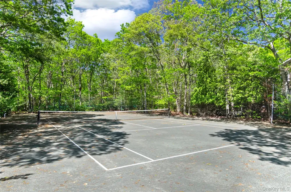 24 Quarter Road Westhampton, NY 11977