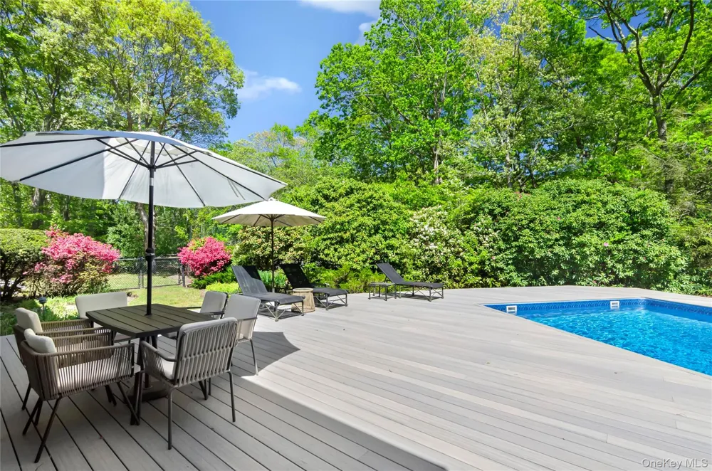 24 Quarter Road Westhampton, NY 11977