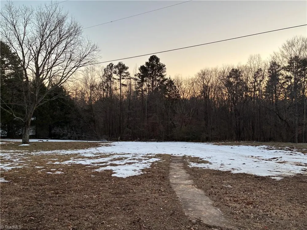 8265 Shallowford Road Lewisville, NC 27023