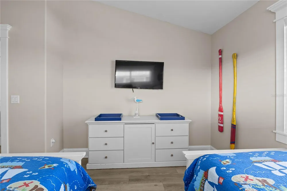 6908 HOLMES BOULEVARD Holmes Beach, FL 34217
