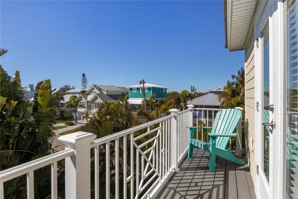 6908 HOLMES BOULEVARD Holmes Beach, FL 34217