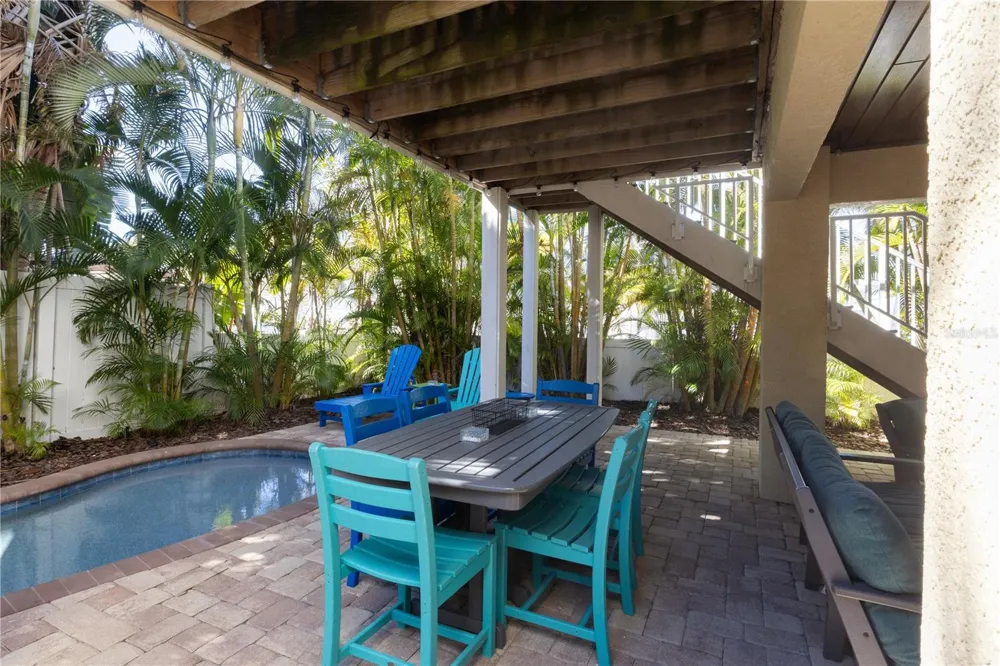 6908 HOLMES BOULEVARD Holmes Beach, FL 34217