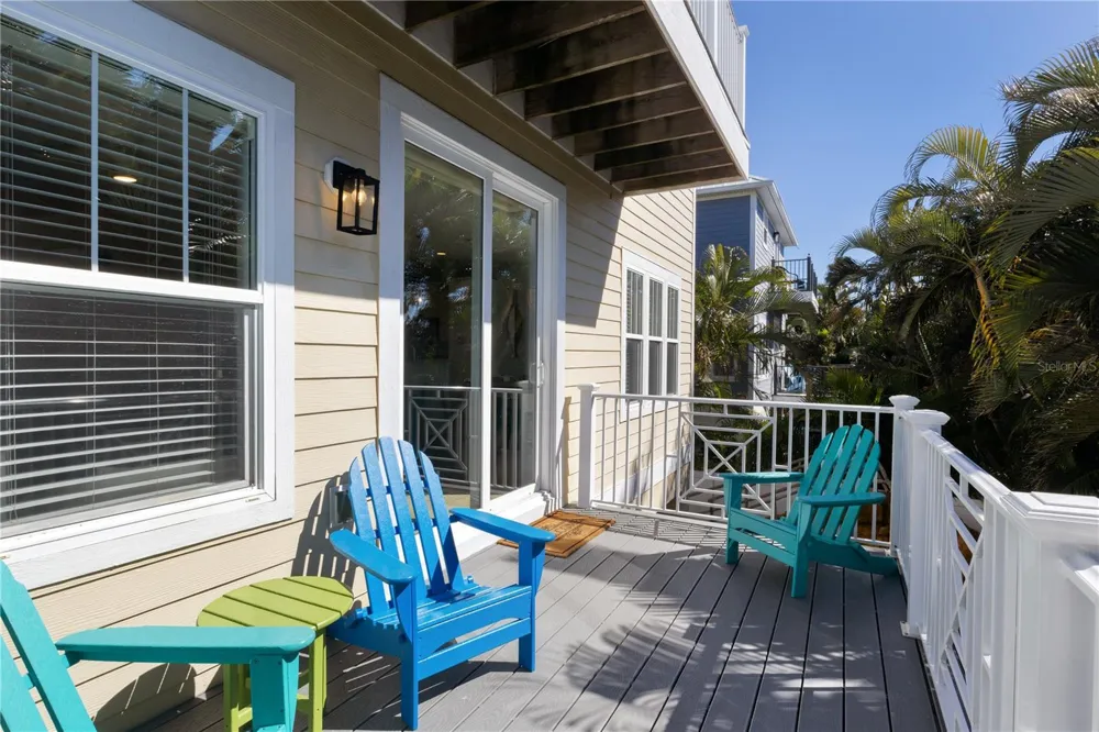 6908 HOLMES BOULEVARD Holmes Beach, FL 34217