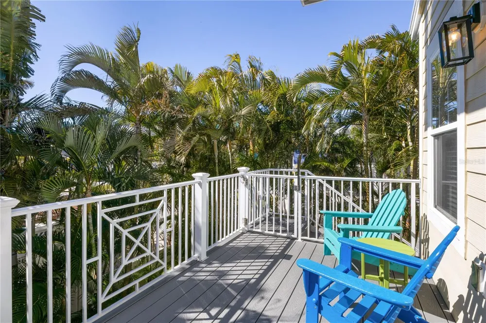 6908 HOLMES BOULEVARD Holmes Beach, FL 34217