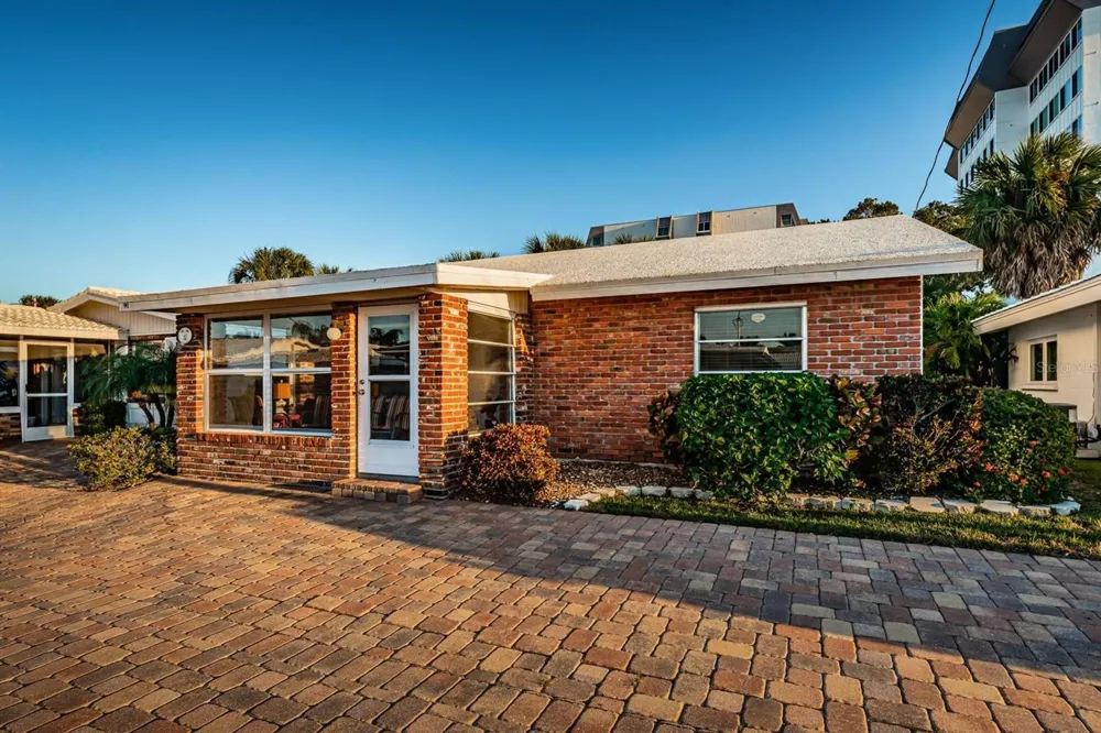 6020 MIDNIGHT PASS ROAD #40