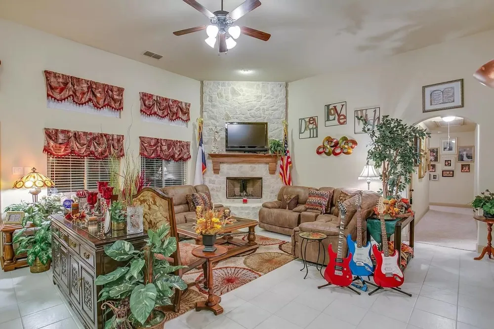 636 Possom Trot Hollow Road Whitewright, TX 75491