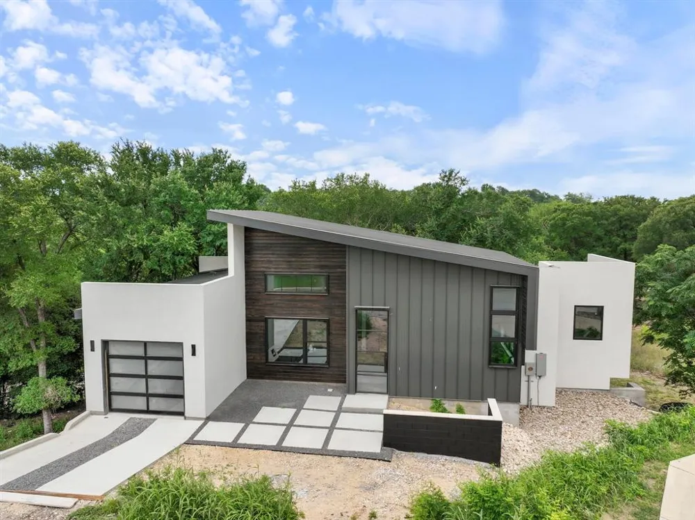 5013 Rob Scott Street