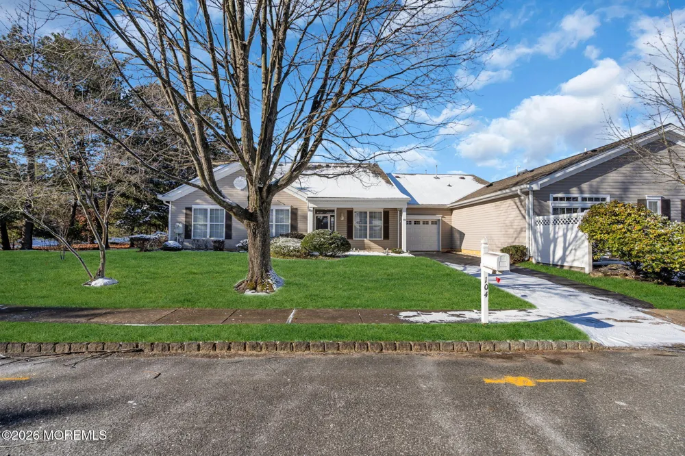 104 Silverlawns Drive