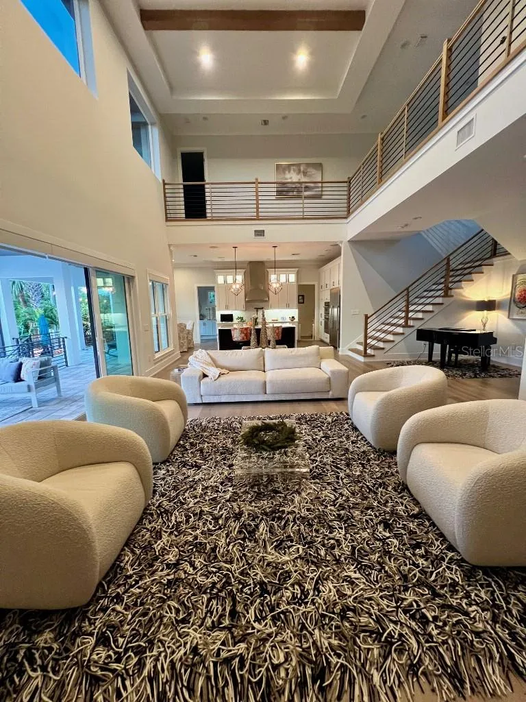 790 CORDOVA BOULEVARD NE St Petersburg, FL 33704