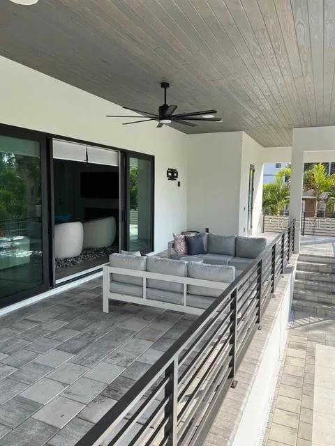 790 CORDOVA BOULEVARD NE St Petersburg, FL 33704