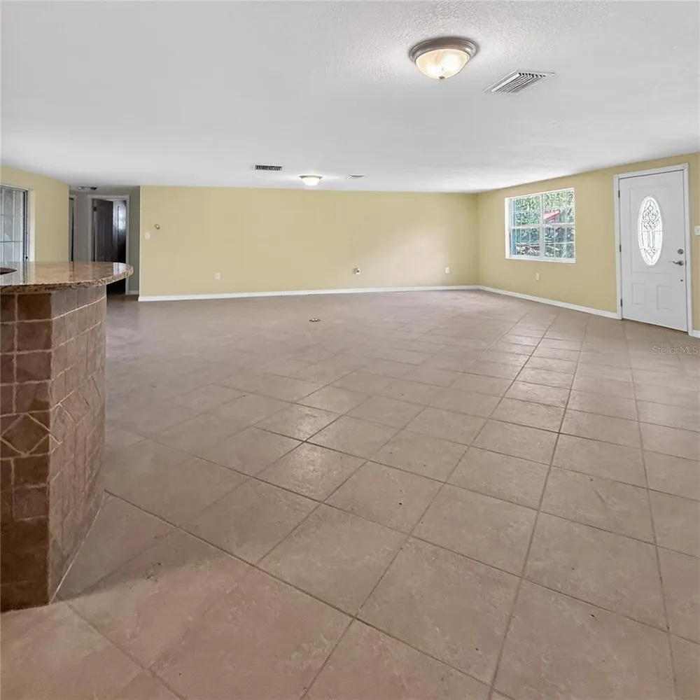 17220 ESTES ROAD Lutz, FL 33548