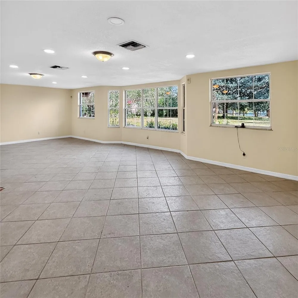 17220 ESTES ROAD Lutz, FL 33548
