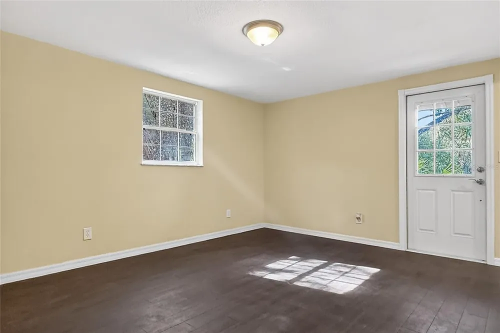 17220 ESTES ROAD Lutz, FL 33548