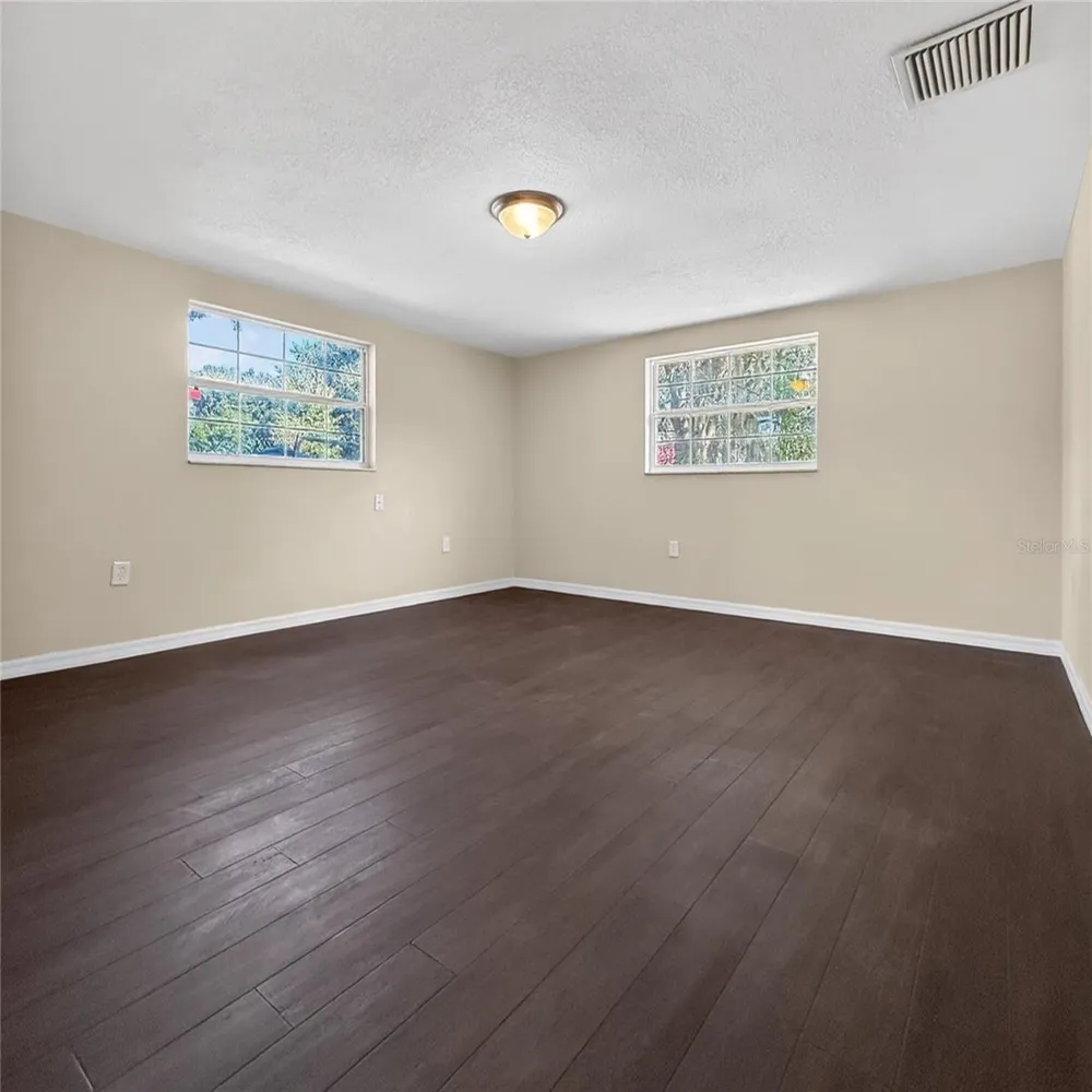 17220 ESTES ROAD Lutz, FL 33548