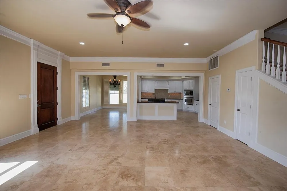 2293 E Bayshore Drive San Leon, TX 77539