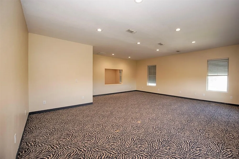 2293 E Bayshore Drive San Leon, TX 77539