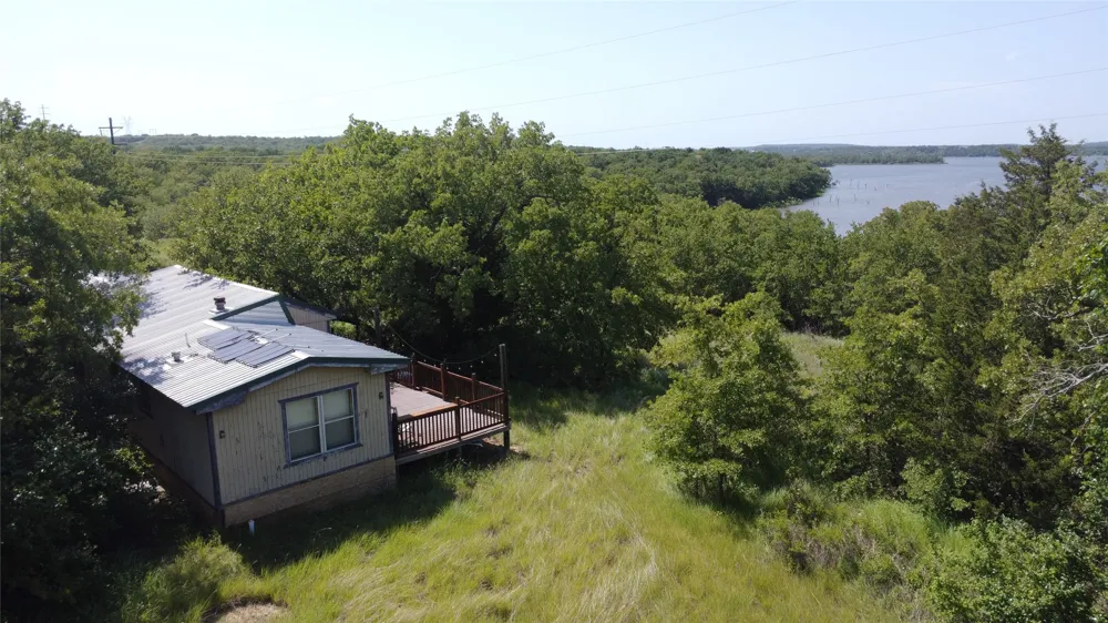 194 Lakeview Court Sunset, TX 76270